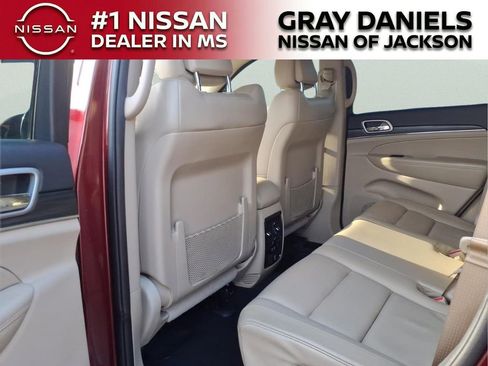 Used 2020 Jeep Grand Cherokee Limited AWD/4WD image 27