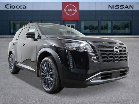 New 2026 Nissan Pathfinder SL w/ SL Premium Package AWD/4WD image 7