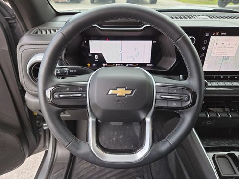 Used 2025 Chevrolet Colorado LT w/ Advanced Trailering Package RWD image 26