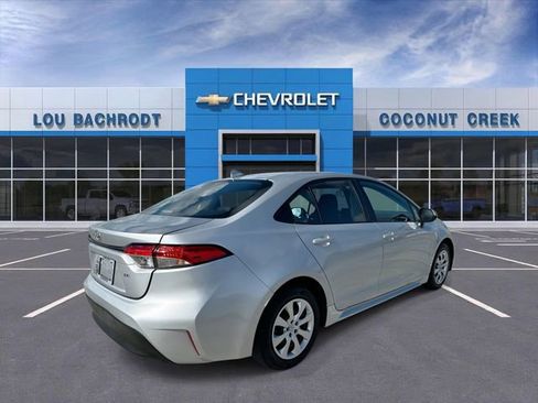 Used 2024 Toyota Corolla LE FWD image 8