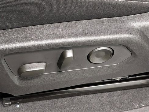 New 2026 Chevrolet Colorado LT image 10