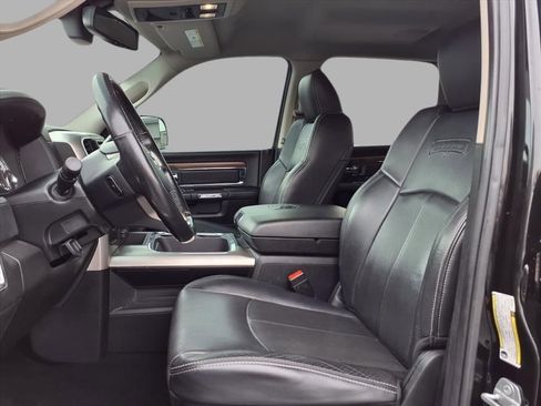 Used 2018 RAM 2500 Laramie image 21