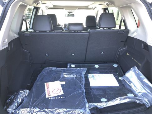 New 2026 Nissan Rogue Platinum w/ Platinum Premium Package image 17