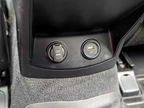 Used 2022 Kia Sorento S w/ Panoramic Sunroof Package image 38