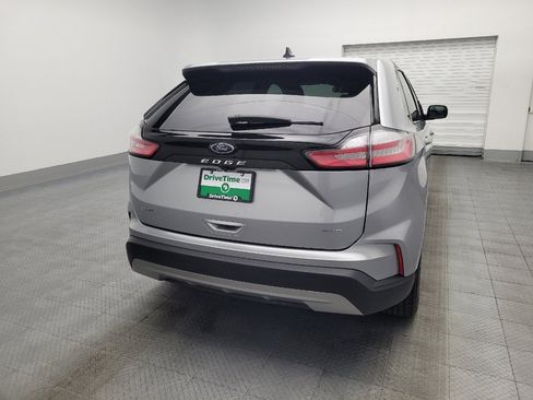 Used 2024 Ford Edge SEL image 7