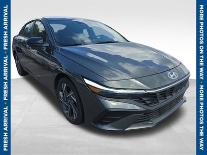 Used 2025 Hyundai Elantra Sport w/ Cargo Package