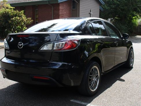 Used 2011 MAZDA MAZDA3 i Sport FWD image 3
