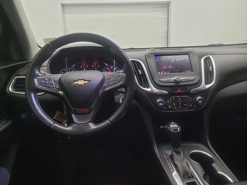 Used 2021 Chevrolet Equinox LT FWD image 22