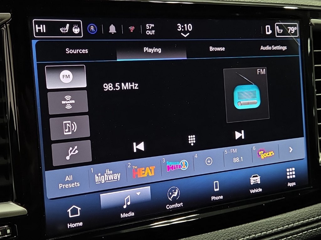 New 2026 Chrysler Pacifica Select w/ S Appearance Package FWD image 18