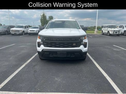 Used 2022 Chevrolet Silverado 1500 W/T w/ WT Value Package AWD/4WD image 2