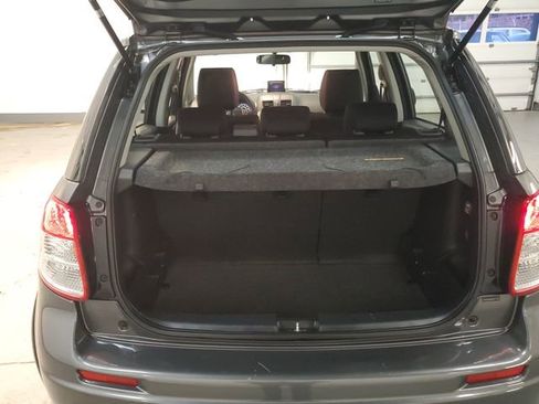 Used 2010 Suzuki SX4 AWD Hatchback image 24