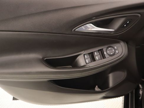 Used 2024 Buick Encore GX Sport Touring w/ Experience Buick Package image 16