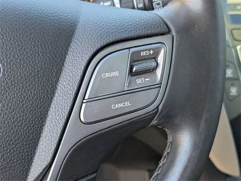 Used 2017 Hyundai Santa Fe Sport image 20