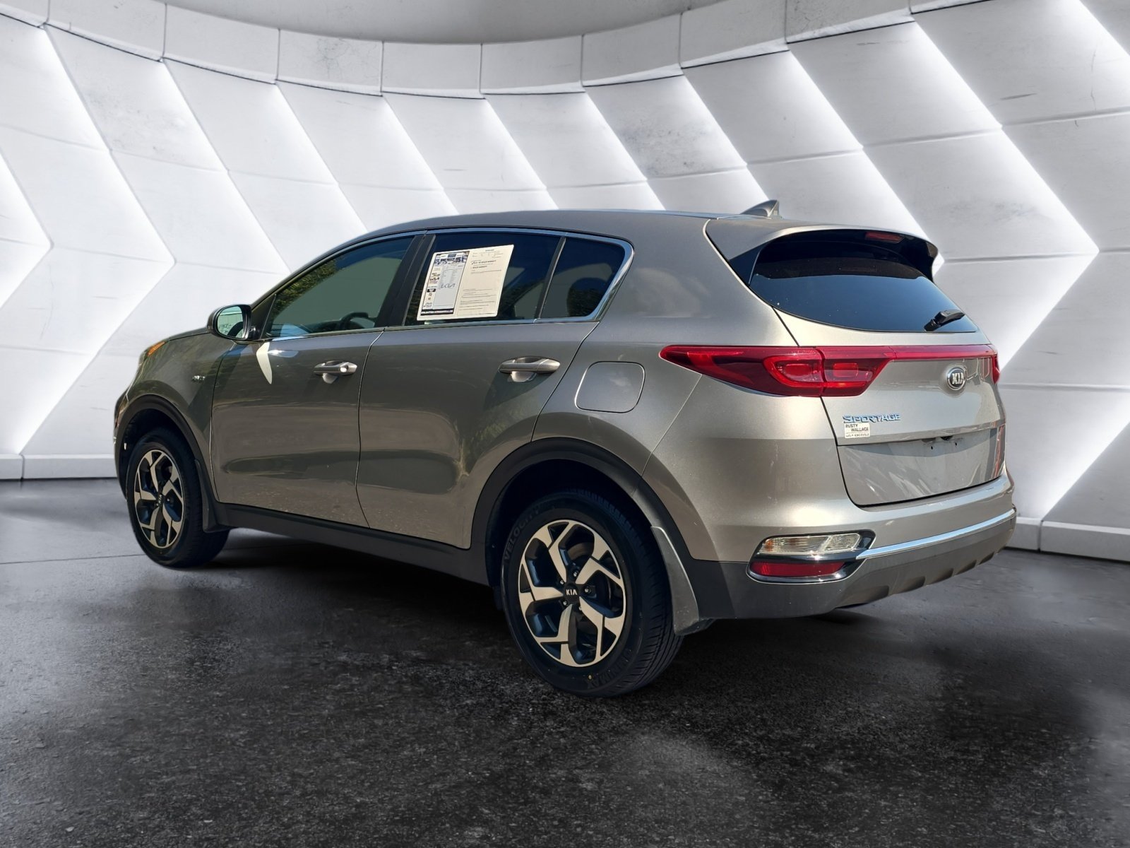 Used 2021 Kia Sportage LX AWD/4WD image 3