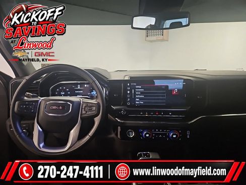 Used 2023 GMC Sierra 1500 SLT w/ SLT Premium Package AWD/4WD image 17