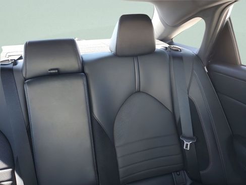 Used 2020 Toyota Avalon XSE image 14