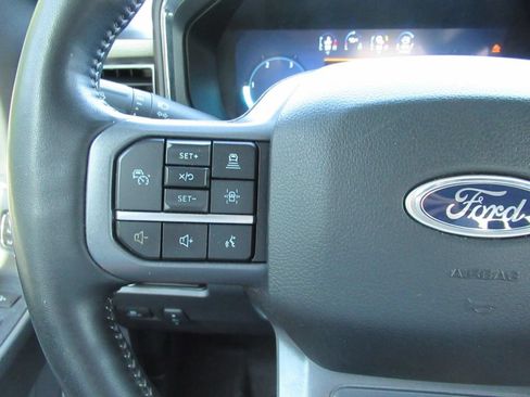 Used 2023 Ford F350 Lariat w/ Sport Appearance Package AWD/4WD image 26