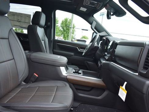 New 2026 Chevrolet Silverado 3500 High Country w/ Technology Package AWD/4WD image 18