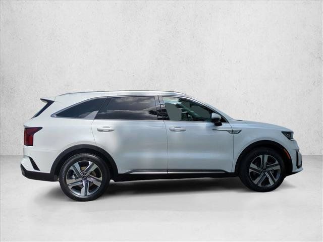 Used 2024 Kia Sorento SX Prestige w/ Panoramic Sunroof Package AWD/4WD image 4
