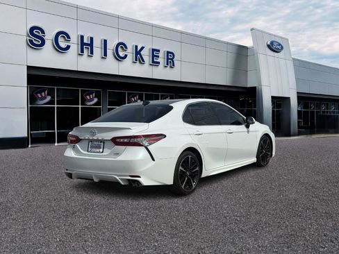 Used 2018 Toyota Camry XSE w/ Driver Assist Package FWD image 2