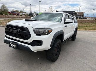 Used 2017 Toyota Tacoma TRD Pro AWD/4WD video 3