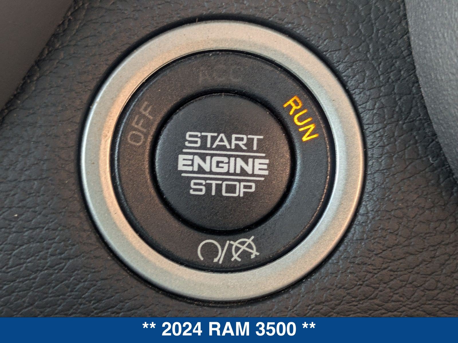 Used 2024 RAM 3500 Big Horn AWD/4WD image 35