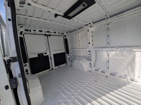 New 2025 RAM ProMaster 1500 w/ Premium Convenience Group image 9