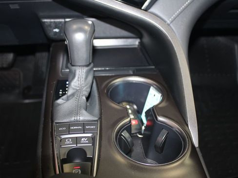 Used 2024 Toyota Camry SE FWD image 26