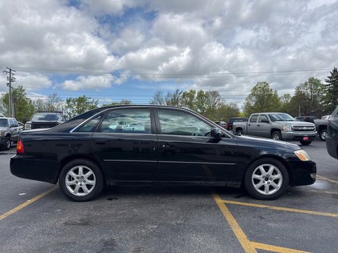 Used 2002 Toyota Avalon XL FWD image 4