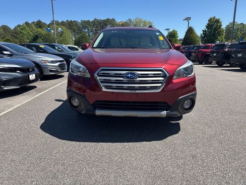 Used 2017 Subaru Outback 2.5i Limited image 6