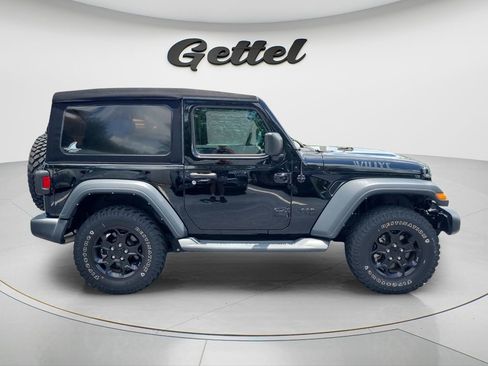 Used 2023 Jeep Wrangler Sport AWD/4WD image 4