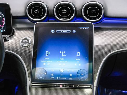 Used 2023 Mercedes-Benz C 300 Sedan image 17