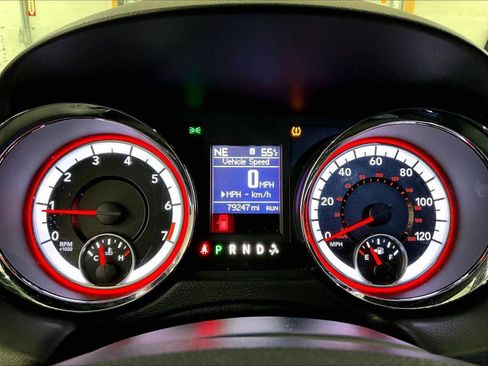 Used 2016 Dodge Grand Caravan R/T FWD image 20