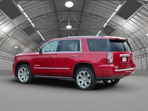 Used 2015 GMC Yukon Denali w/ Premium Package AWD/4WD image 5