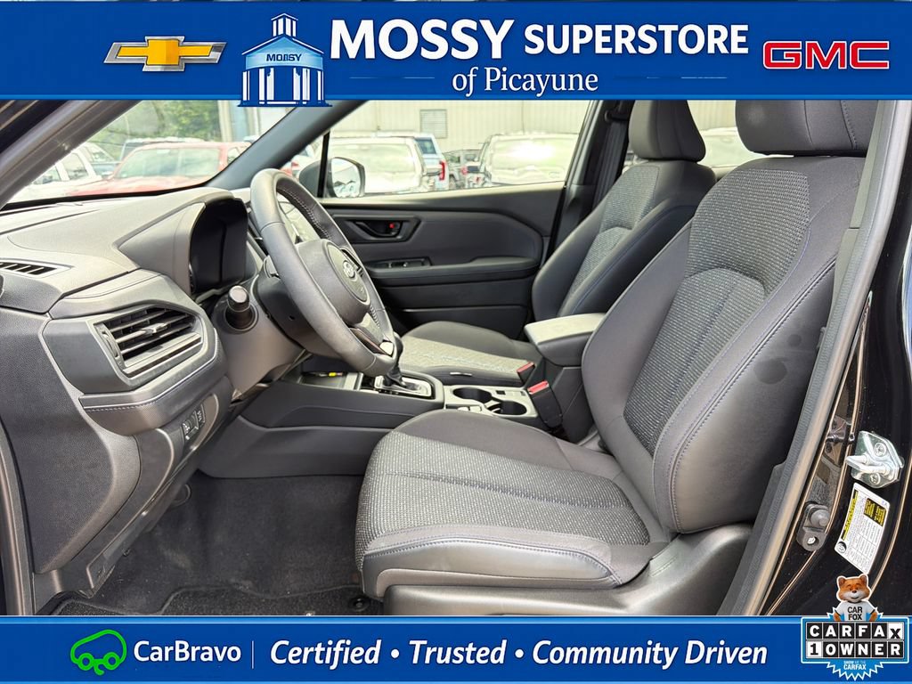 Used 2025 Subaru Forester Premium AWD/4WD image 12