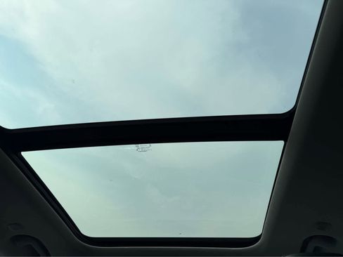 Used 2023 Jeep Grand Cherokee 4WD 4xe w/ Luxury Tech Group II image 28