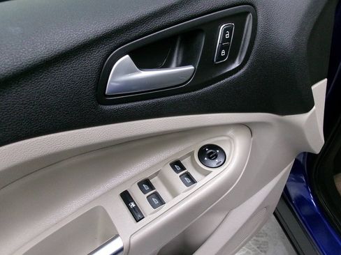 Used 2016 Ford Escape SE AWD/4WD image 21
