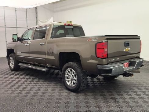 Used 2015 Chevrolet Silverado 2500 LTZ AWD/4WD image 3