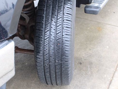 Used 2010 Ford F250 XLT image 13