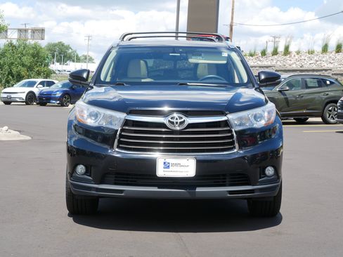 Used 2015 Toyota Highlander XLE AWD/4WD image 3