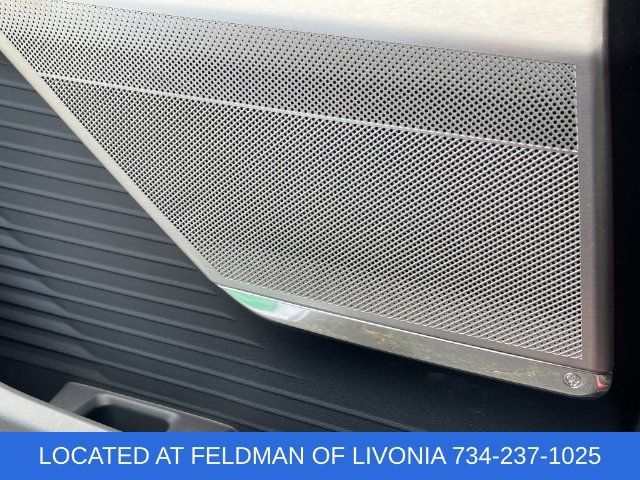 Certified 2026 Cadillac Vistiq Sport w/ LPO, Floor Liner Package AWD/4WD image 24