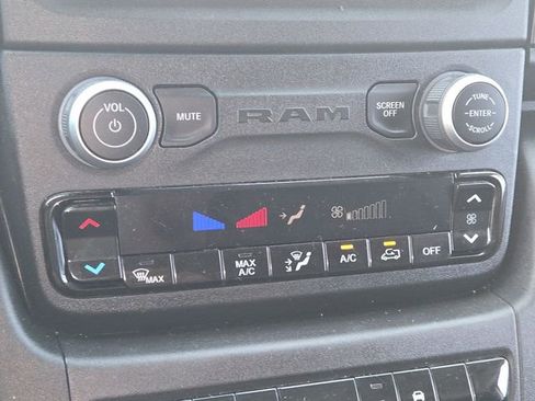 Used 2023 RAM ProMaster 2500 image 18