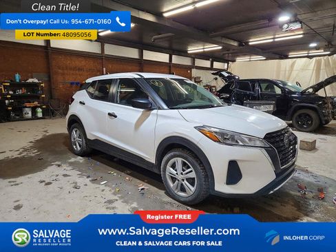 Used 2021 Nissan Kicks S FWD image 5
