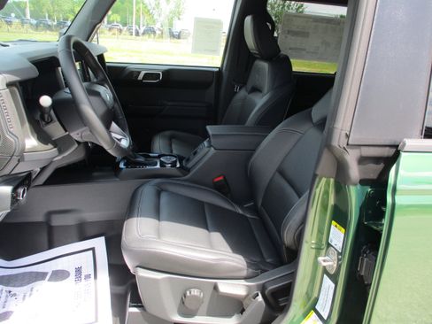 New 2025 Ford Bronco Badlands image 20