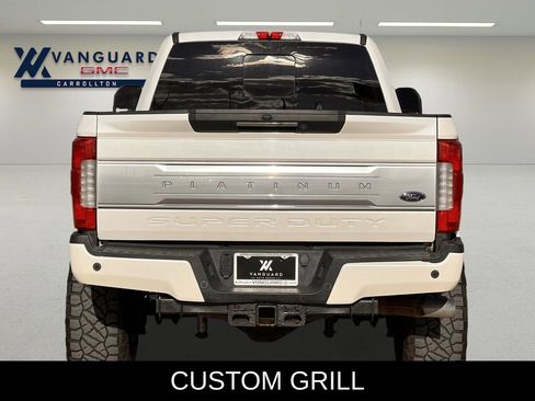 Used 2019 Ford F350 Platinum w/ Platinum Ultimate Package image 4