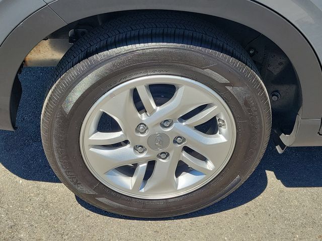 Certified 2026 Hyundai Venue SE FWD image 26