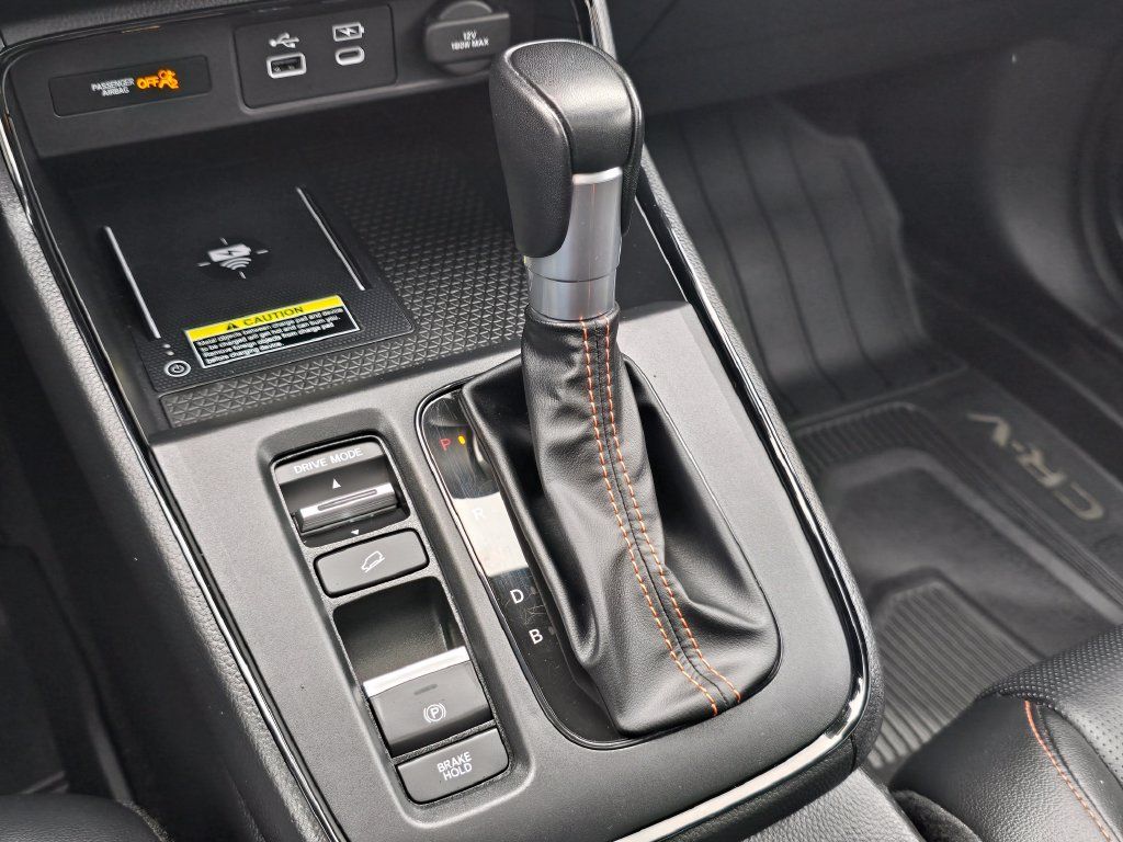 Used 2025 Honda CR-V Sport Touring image 28
