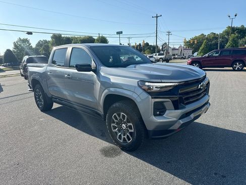 Used 2026 Chevrolet Colorado Z71 AWD/4WD image 2
