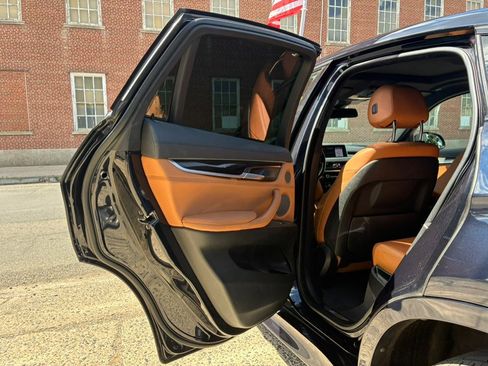 Used 2018 BMW X6 xDrive35i AWD/4WD image 13