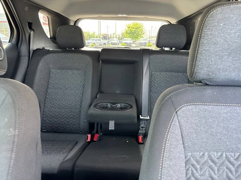 Used 2024 Chevrolet Equinox LT FWD image 18